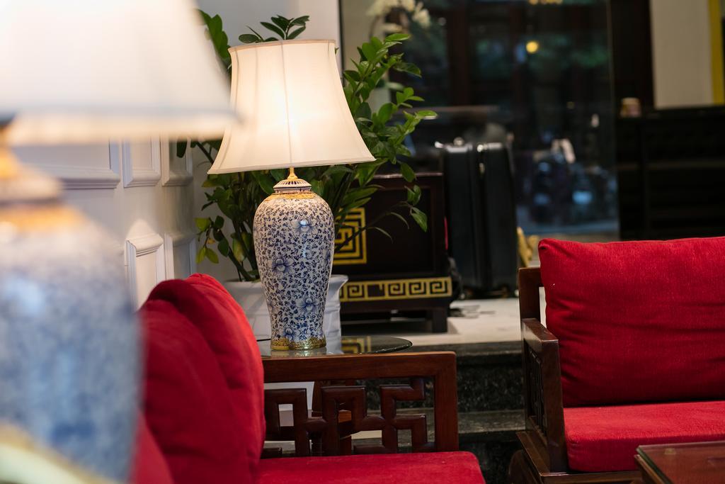 Hanoi Era Hotel Bagian luar foto